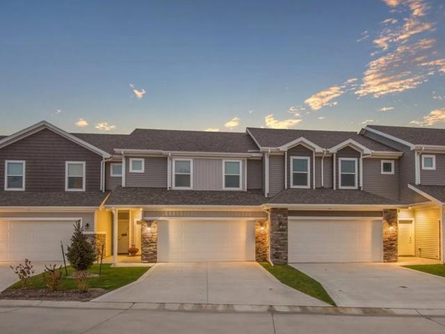 Townhouse for rent in West Des Moines, Iowa