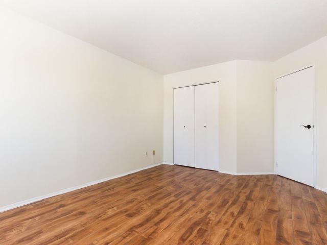 Apartment for rent in Laval-des-rapides, Quebec