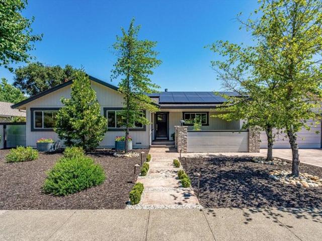 House for sale in Saint Helena, California
