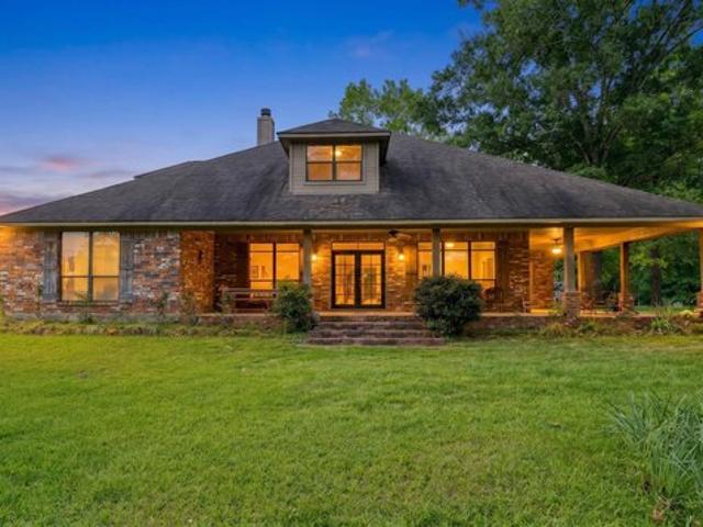 House for sale in Linden, Texas