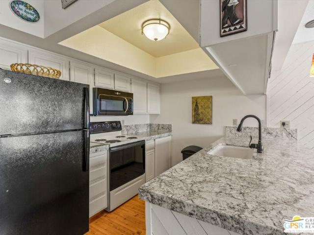 Condo for sale in Palm Springs, California