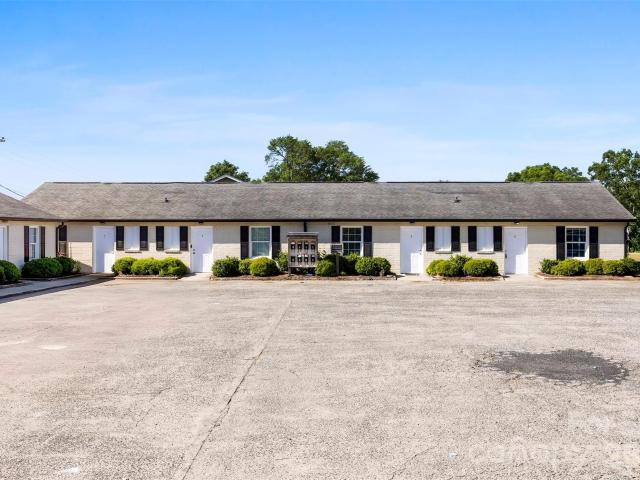 House for sale in Gastonia, North Carolina