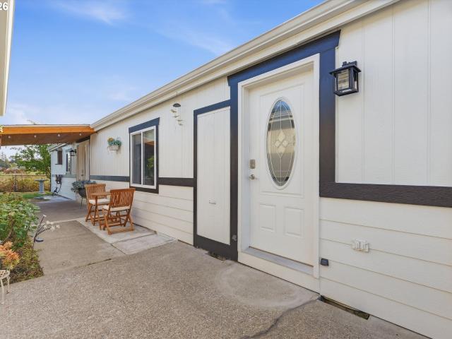 House for sale in Canby, Clackamas County