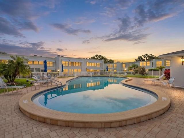 Condo for sale in Clearwater, Florida