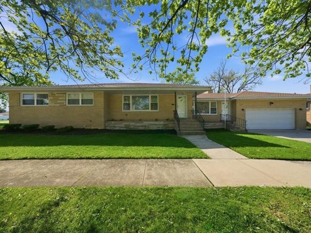 House for sale in South Holland, Illinois