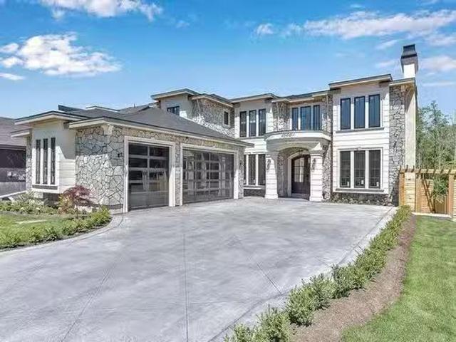 House for sale in Surrey, British Columbia