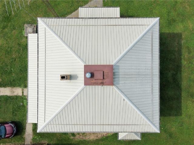 House for sale in Postboy, Newcomerstown