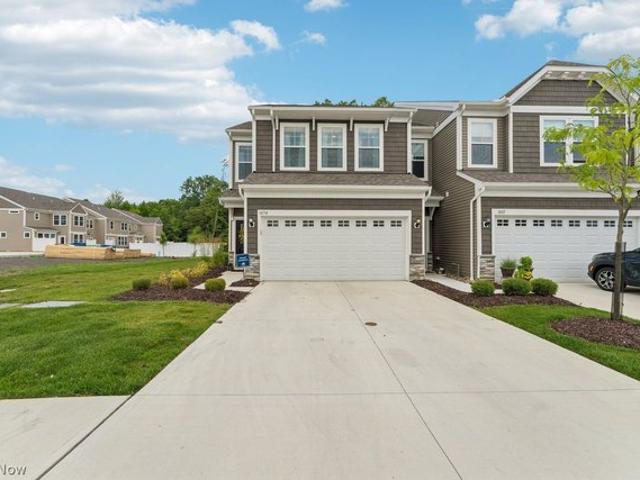 Townhouse for sale in Westlake, Ohio