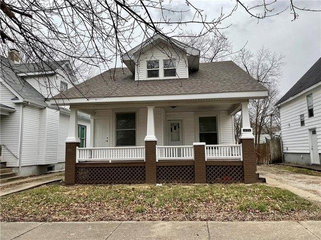 House for sale in Decatur, Illinois