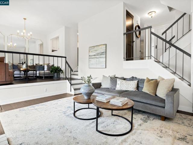 Townhouse for sale in Walnut Creek, California
