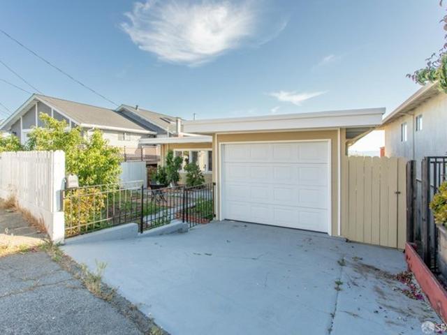 House for sale in San Leandro, California