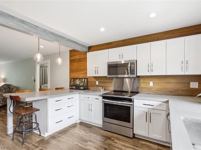 Condo for sale in McFarlands Corners, Chagrin Falls