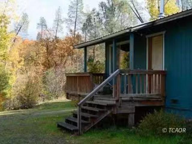 House for sale in Redding