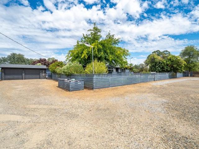 House for sale in Anderson, Shasta County