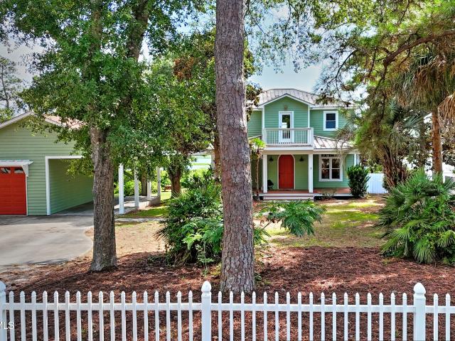 House for sale in Ash, North Carolina