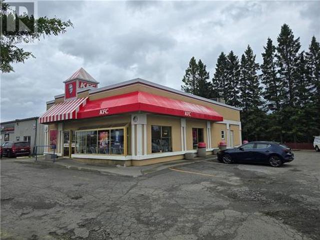 Commercial for rent in Wanup, Ontario