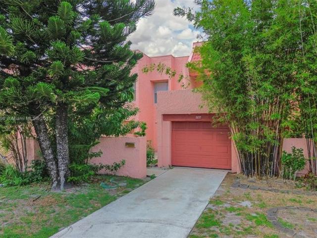 Townhouse for sale in Lauderhill, Broward County