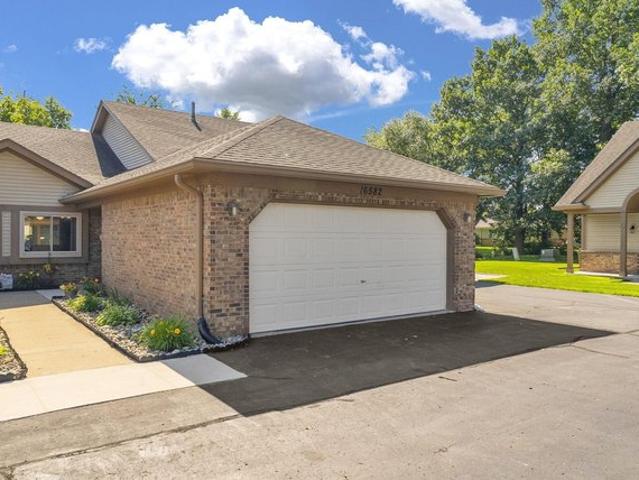 Condo for sale in Fraser, Michigan