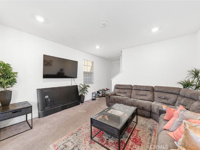 Condo for sale in Fontana