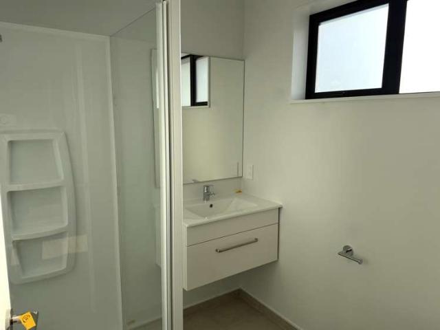 House for rent in Chaslands, Canterbury