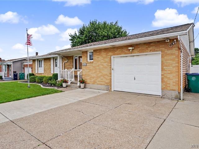 House for sale in Niagara, New York