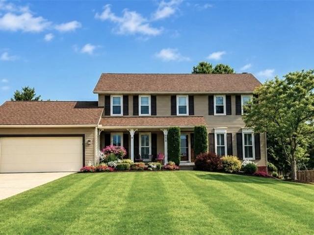House for sale in Summit, Ohio