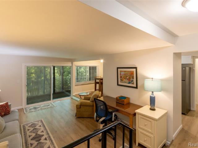 Condo for sale in Livonia