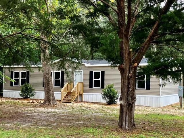 House for sale in Trenton, Florida