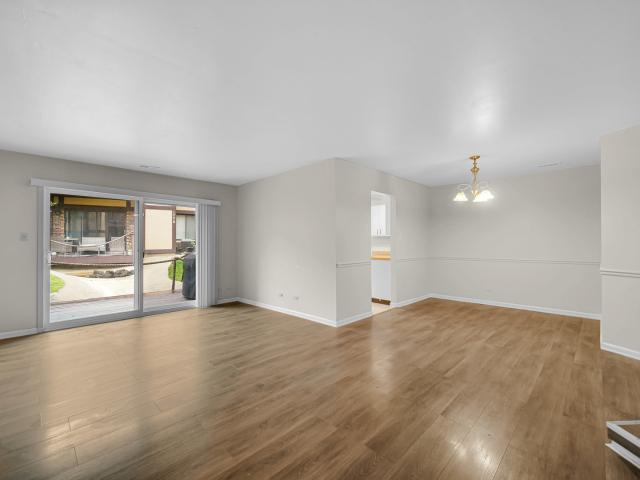 Condo for sale in Wheaton, Illinois