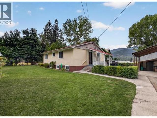 House for sale in Christina Lake, British Columbia