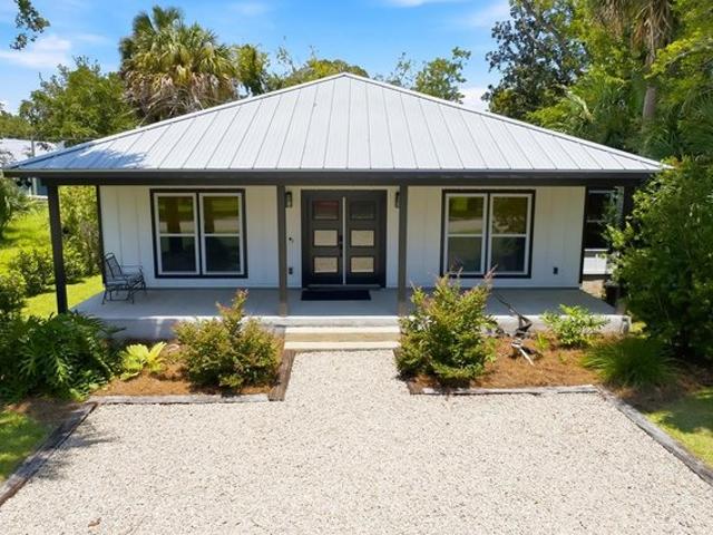 House for sale in Apalachicola, Florida