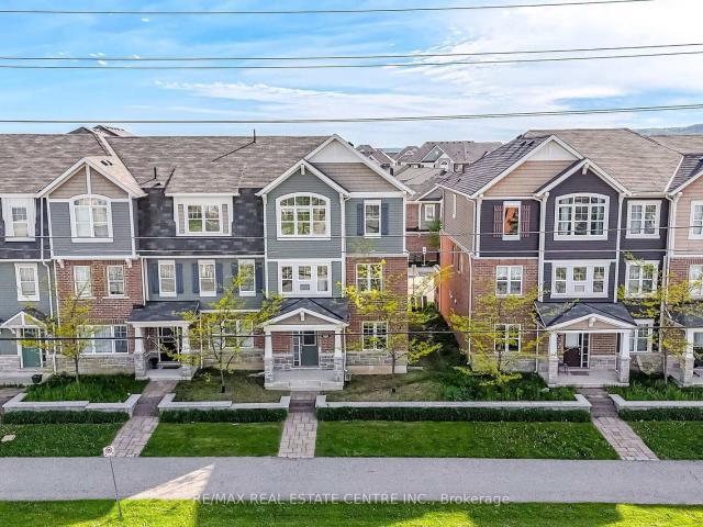 Townhouse for sale in Woburn, Ontario