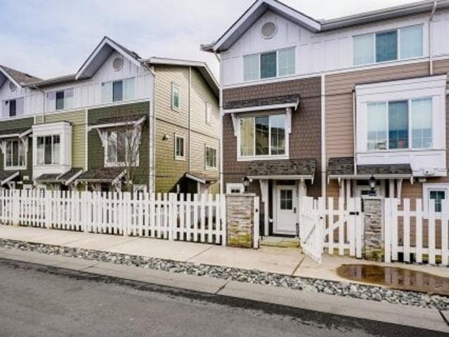Townhouse for sale in Colwood, British Columbia