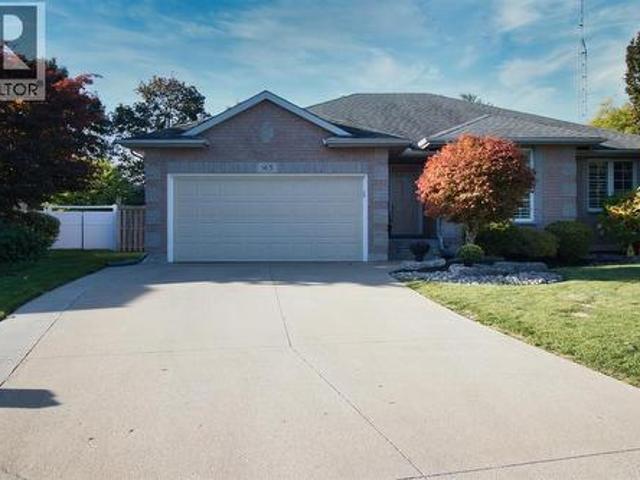 House for sale in Sarnia, Southwestern Ontario