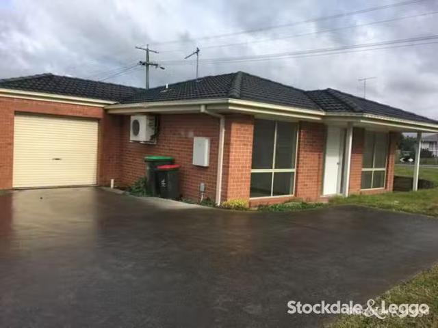 Apartment for rent in Bellellen, Victoria