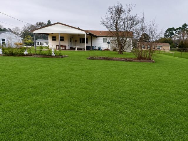 House for sale in Hubert, North Carolina