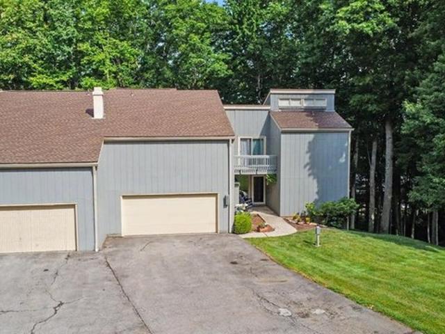 Townhouse for sale in Daniels, West Virginia