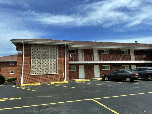 Condo for sale in Des Plaines, Illinois