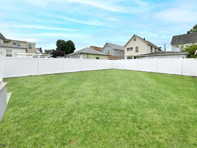 House for sale in Clifton