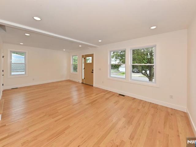 House for sale in Clifton