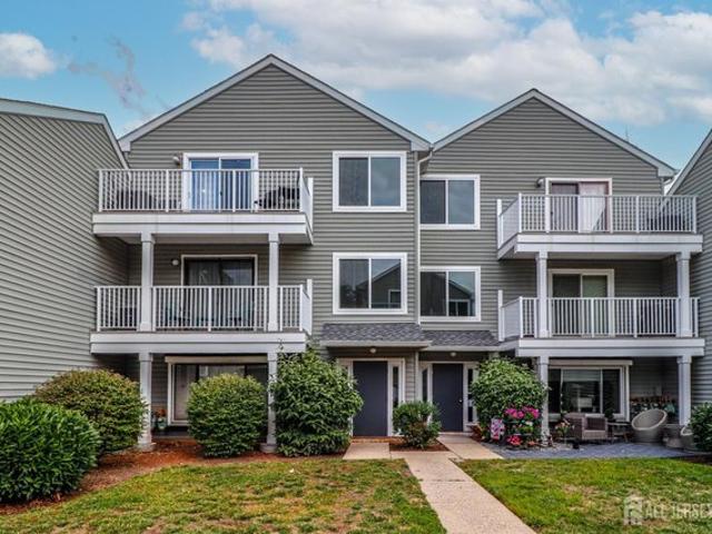 Condo for sale in Metuchen, New Jersey