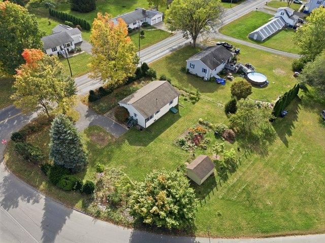 House for sale in Easthampton, Hampshire County