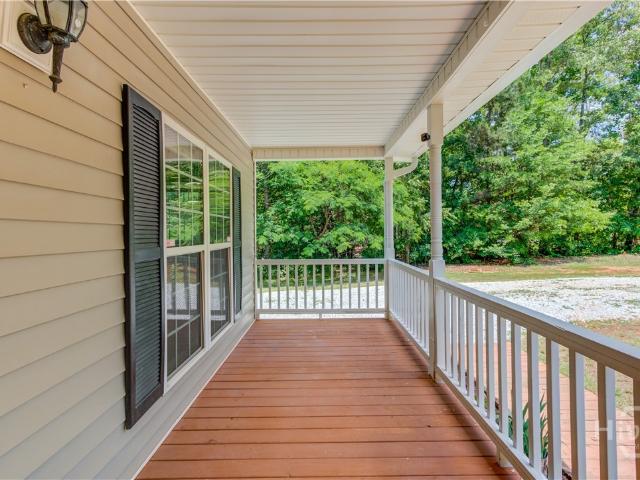 House for sale in Colbert, Georgia