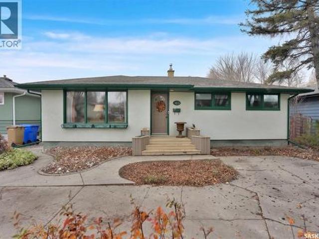 House for sale in Coronation Park North, Regina
