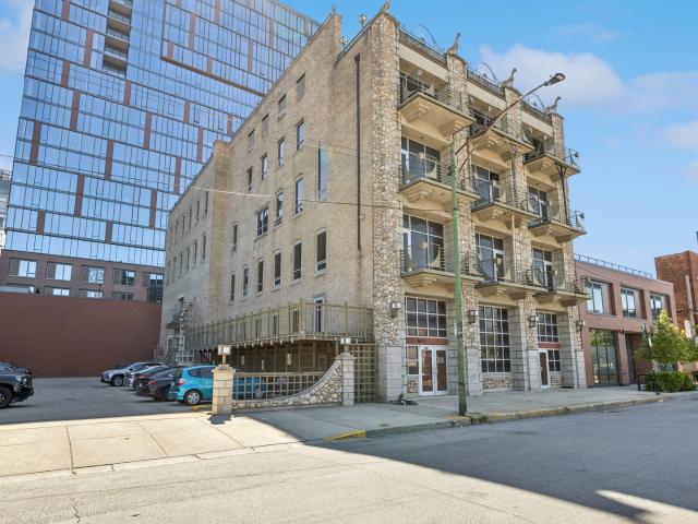 Property for sale in Chicago Park, Illinois
