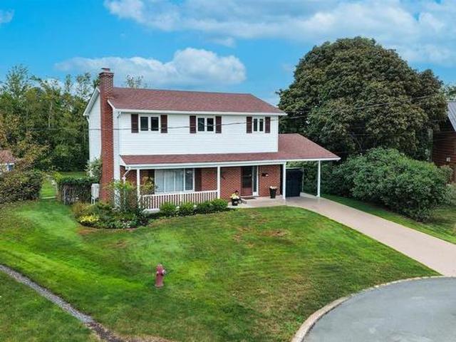 House for sale in New Glasgow, Nova Scotia