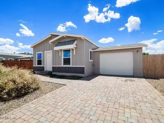 House for sale in Flagstaff