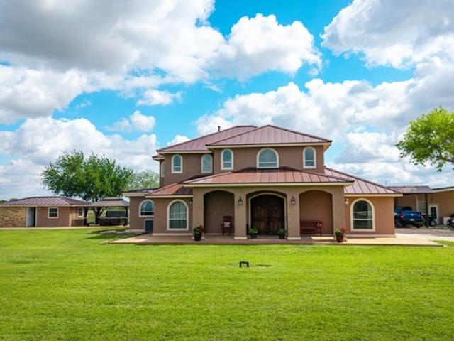 House for sale in Kenedy, Texas
