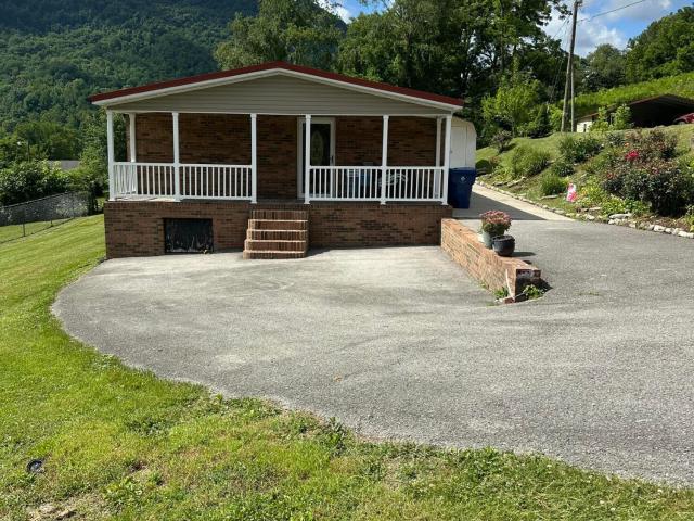 House for sale in Pineville, Kentucky