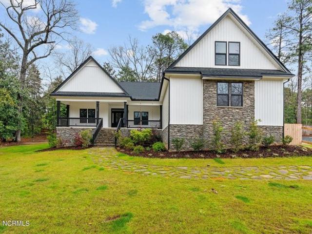 House for sale in Southern Pines, North Carolina
